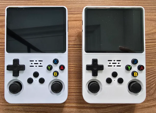 R36S handheld console front shell and controls comparison